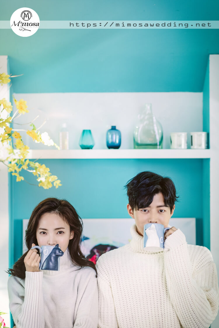 Mimosa Wedding, một trong những nhà tổ chức tiệc cưới hàng đầu ở Hàn Quốc, đã tạo ra một vật phẩm chụp ảnh cưới độc đáo cho cặp đôi Hàn Quốc. Khám phá hai người trong bức ảnh, với concept chụp ảnh cưới độc đáo, phong cách, và tạo hình giả tưởng đầy cảm hứng.
