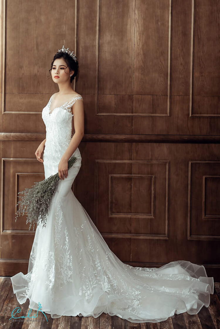 Váy cưới phong cách châu Âu thanh lịch cho nàng dâu Việt  Nicole Bridal