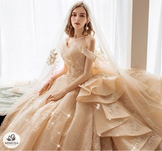 Phát mê những mẫu váy cưới công chúa từ thương hiệu Ren Bridal Studio