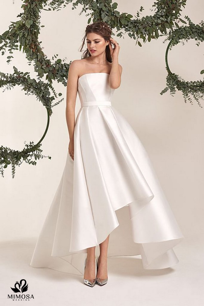 35 mẫu váy cưới chữ A đơn giản giúp cô dâu thoải mái khi đi bàn  Marymy